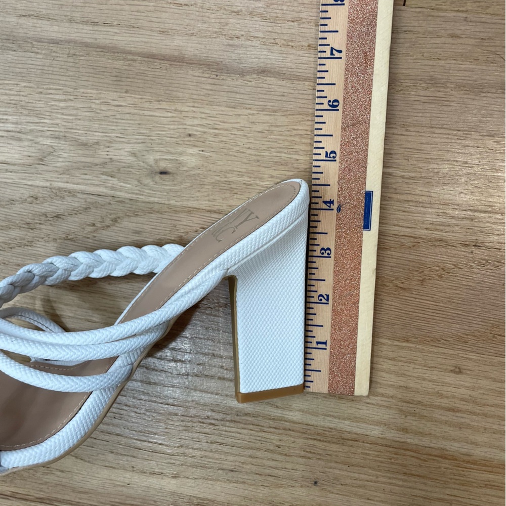 NWT NY&Co Heeled Sandal Dalia 9 Open Toe White Slip On Neutral Coastal - Picture 11 of 16